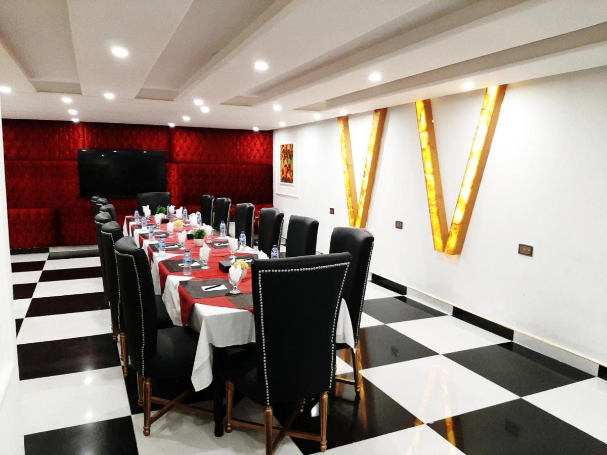Lawrence View Hotel, 라호르 외부 사진