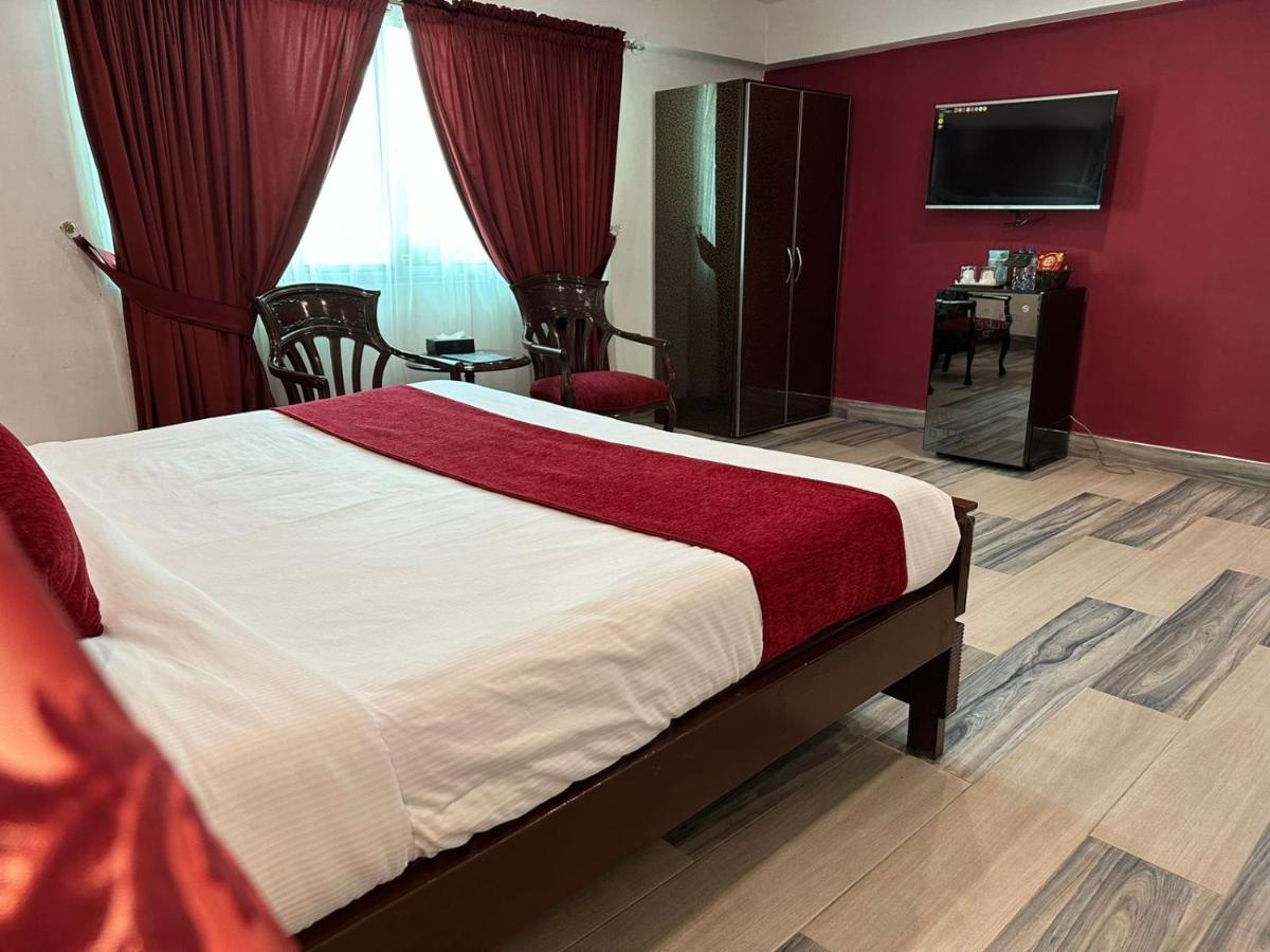Lawrence View Hotel, 라호르 외부 사진